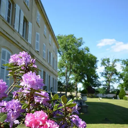 Chateau De Sugny Bed & Breakfast *