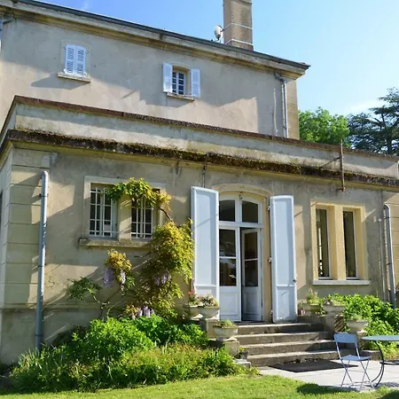 Chateau De Sugny *