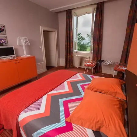 Bed & Breakfast Chateau De Sugny *